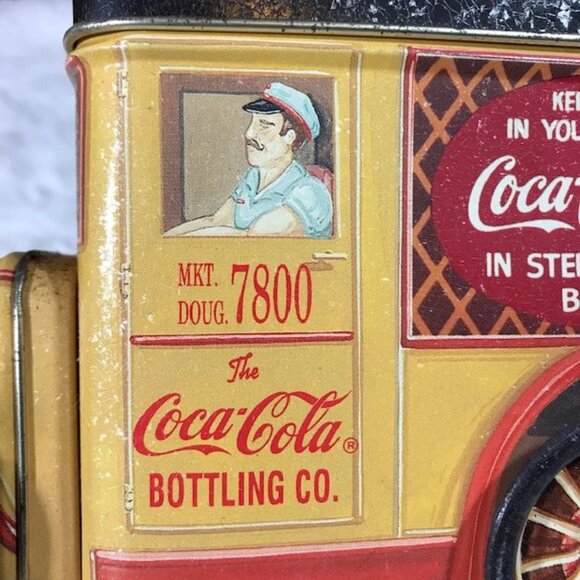 Set of 2 Vintage Coca-Cola Multi-Compartment Delivery Truck Tins Rotating Wheels - Picture 12 of 16